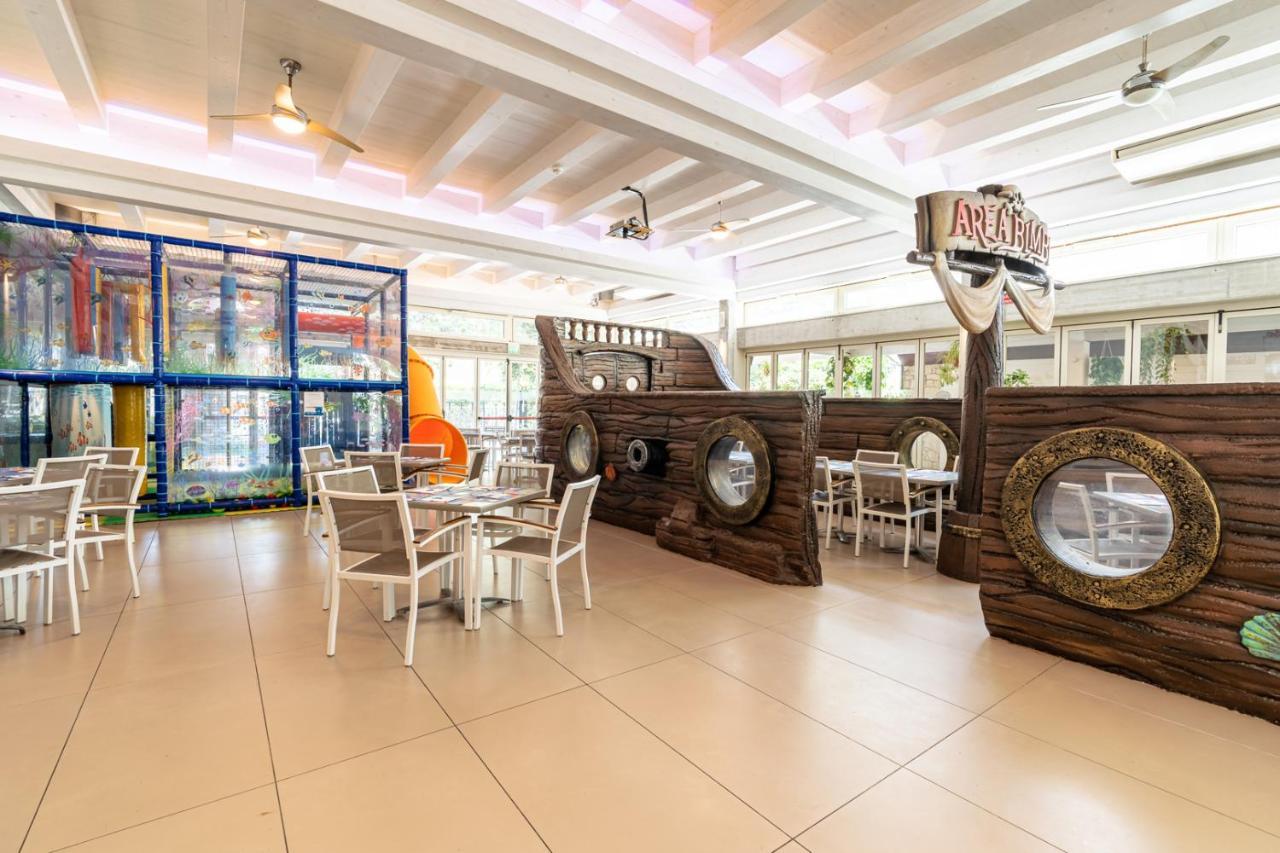Hotel Gambrinus - Valentini Family Village Bellaria-Igea Marina Bagian luar foto