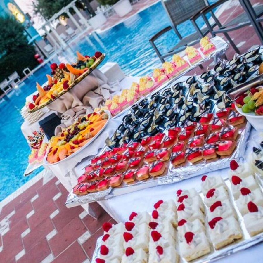 Hotel Gambrinus - Valentini Family Village Bellaria-Igea Marina Bagian luar foto