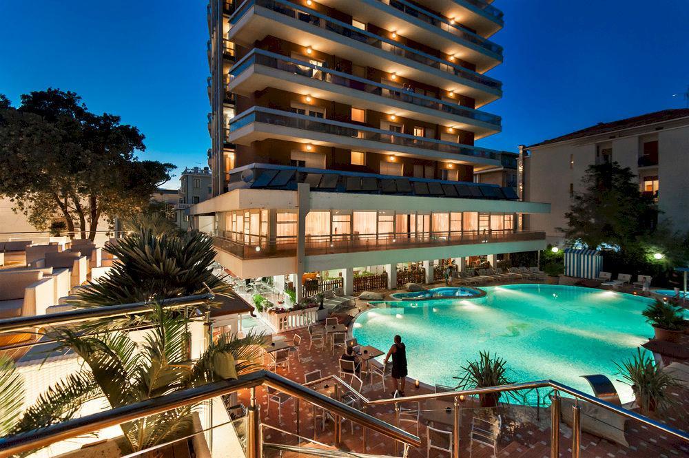 Hotel Gambrinus - Valentini Family Village Bellaria-Igea Marina Bagian luar foto